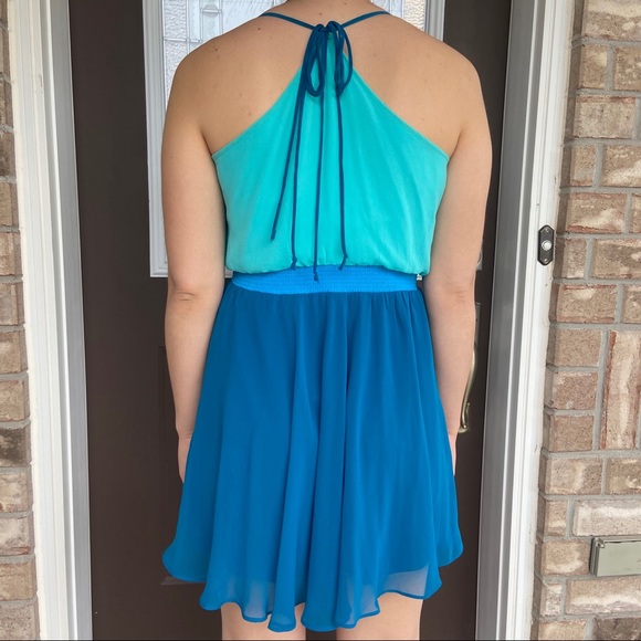 Size L American Eagle Chiffon Dress - Picture 3 of 5